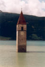 Die berhmte Kirche im Reschensee